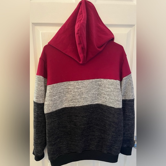 Sweatshirt Hoodie, Women’s Size Medium - Picture 5 of 5